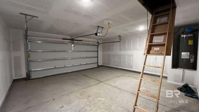 Building Photo - 11207 Elemis Dr