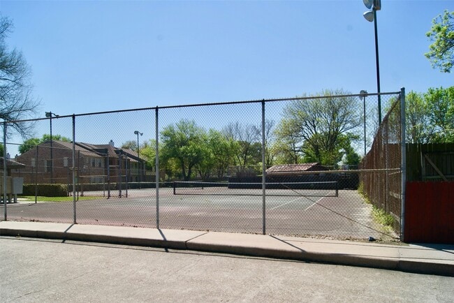 Building Photo - 5801 Lumberdale Rd