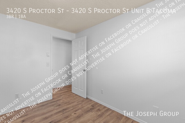 Building Photo - 3420 S Proctor St