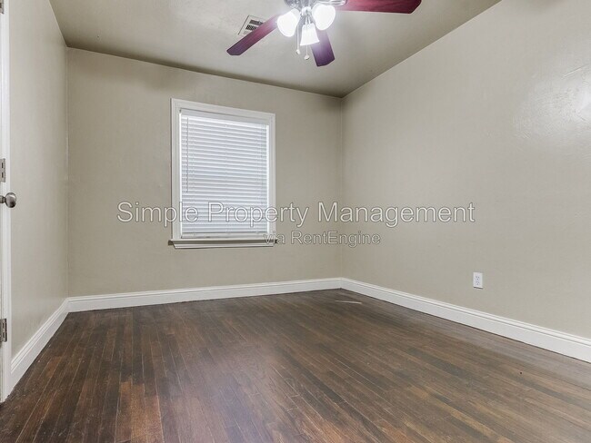 Building Photo - 2640 NW 33rd St
