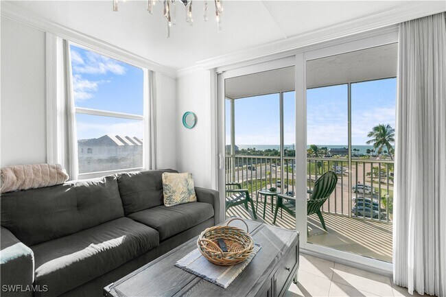 Primary Photo - 5500 Bonita Beach Rd SW