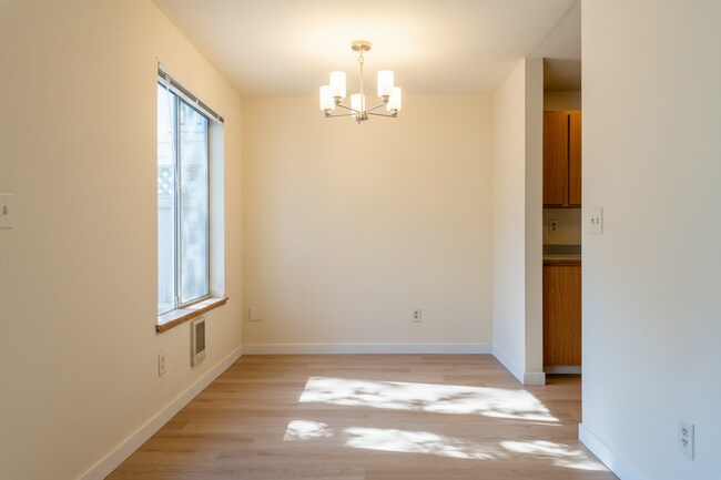 Interior Photo - Bridle Estates