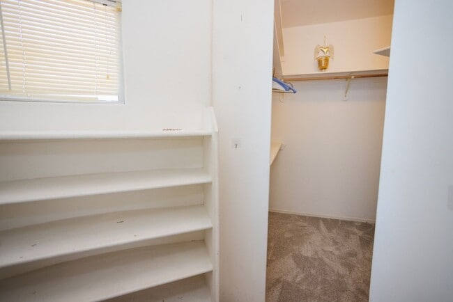 Building Photo - 2320 Snead Dr