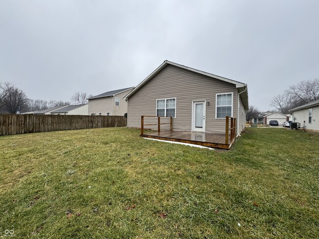 Building Photo - 6025 Prairie Meadow Dr