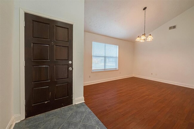Building Photo - 3906 Quiet Pl Dr