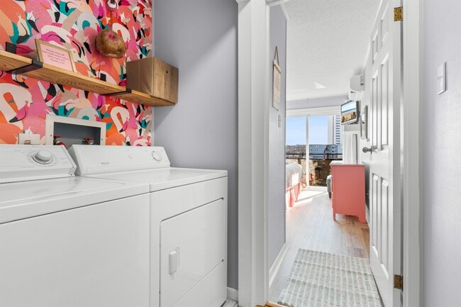 Building Photo - 9501 Maison Ct