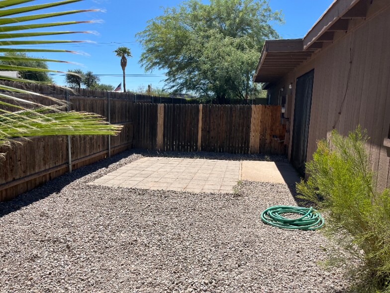 Building Photo - 3530 N Tucson Blvd