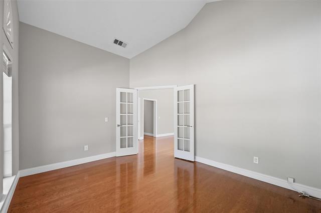 Building Photo - 2704 Picasso Pl