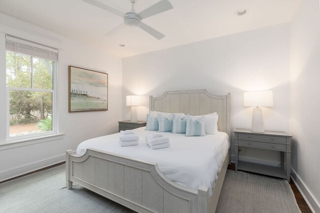 Building Photo - 80 East Royal Fern Way