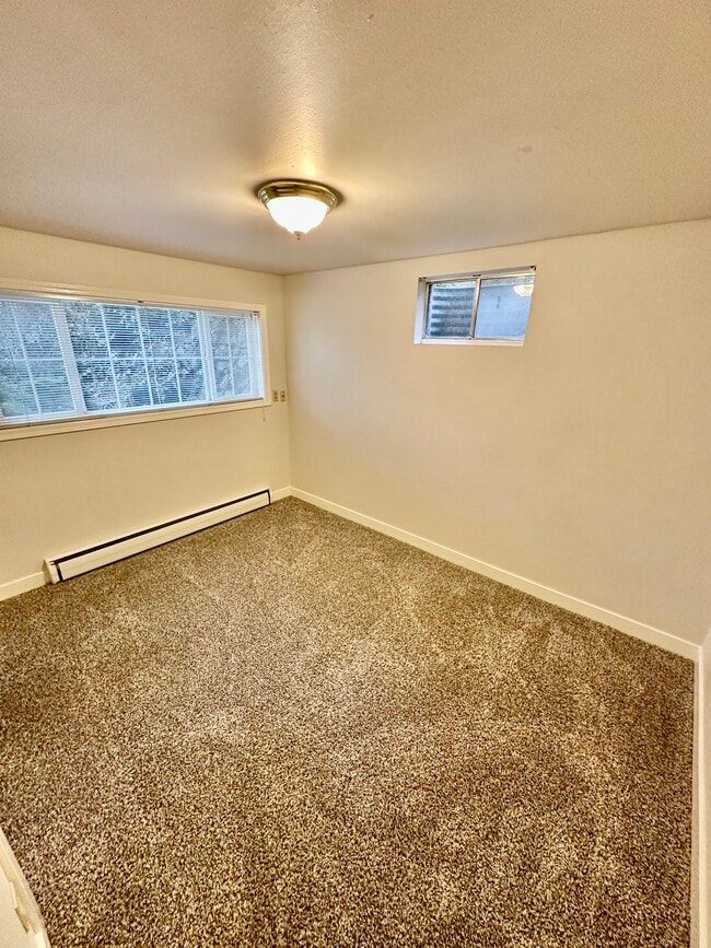 Building Photo - 2816 W Dell Dr