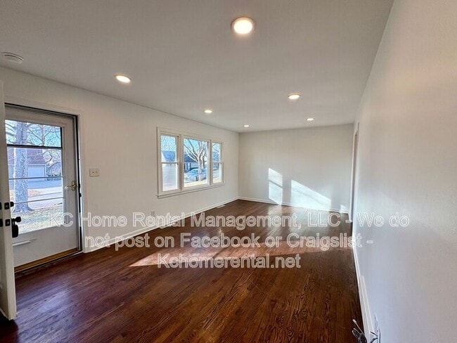 Building Photo - 9001 Jarboe St