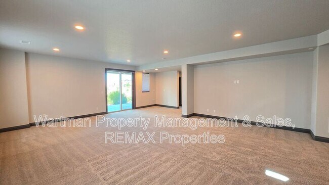 Building Photo - 10250 Hewlett's Gulch Ct