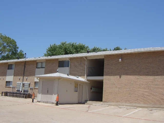 Building Photo - Arlington Central Apartments