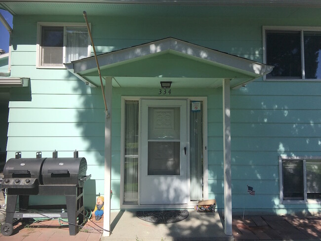 Primary Photo - 334 Hallowell Ln