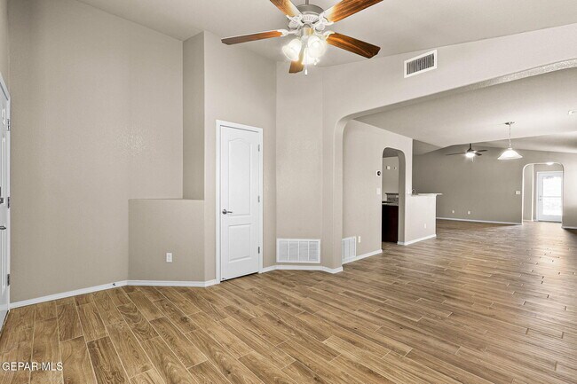 Building Photo - 7224 Dust Storm Ln