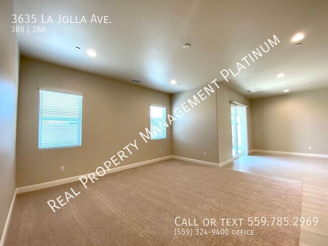 Building Photo - 3635 La Jolla Ave