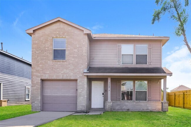 Primary Photo - 21202 Linden House Ct