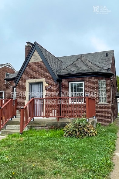 Building Photo - 5766 Nottingham Rd