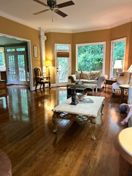 Building Photo - 3410 Kates Way