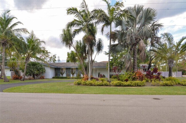 Building Photo - 7701 SW 129th St