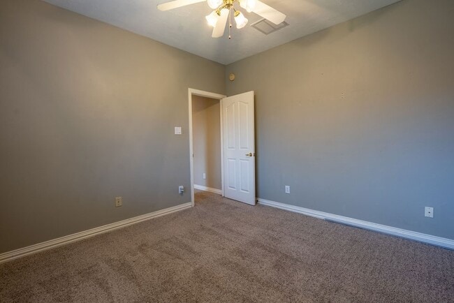 Building Photo - 12502 Boxwood Way Ln