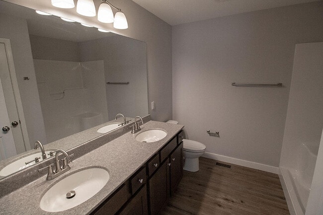 Building Photo - 2802 Amberwood court