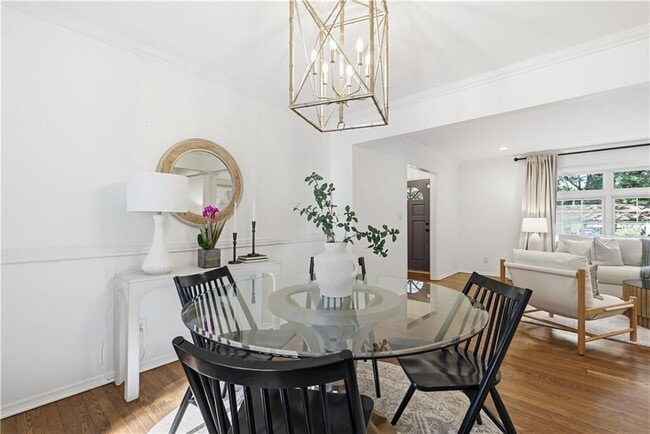 Building Photo - 2070 Drew Valley Rd NE