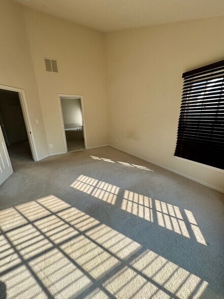 Building Photo - 503 Casey Ln