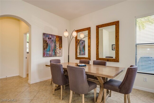 Building Photo - 1308 Kendari Terrace