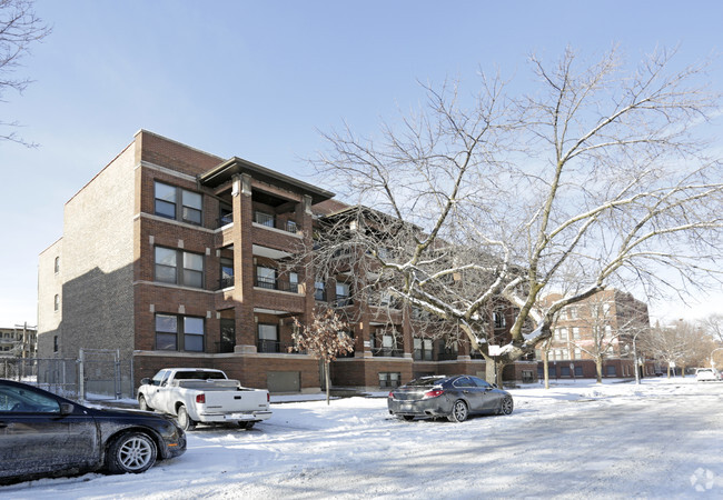 Building Photo - Renaissance Apartments