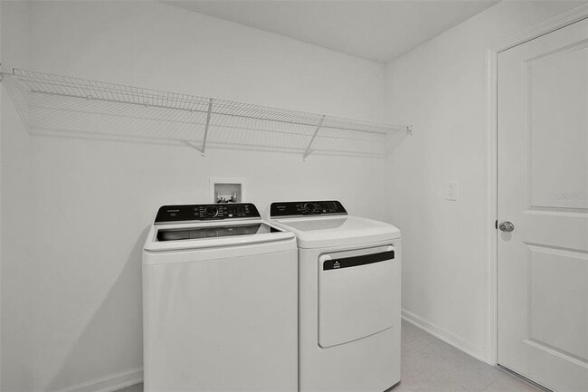 Building Photo - 2711 Pioneer Trl
