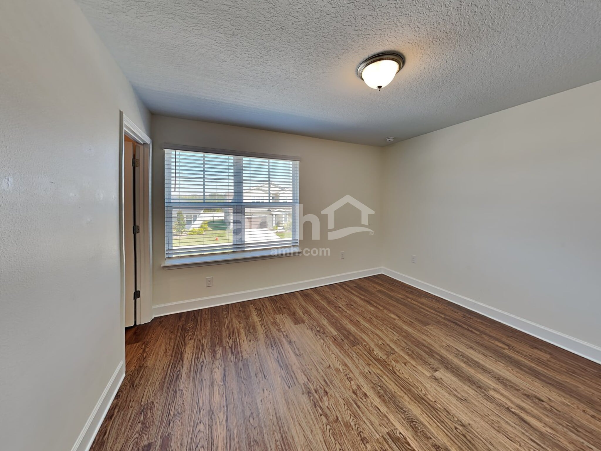 Building Photo - 524 Pine Terrace Dr