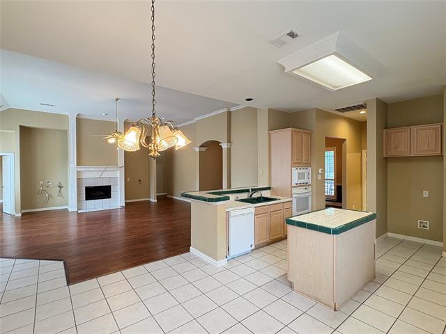 Building Photo - 7916 Aqua Vista Dr