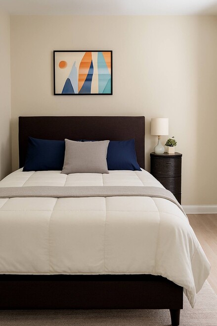 Building Photo - 240 W Ann Arbor Ave