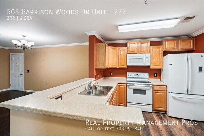 Building Photo - 505 Garrison Woods Dr