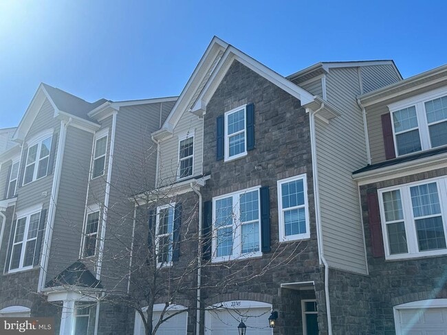 Building Photo - 22745 Balduck Terrace