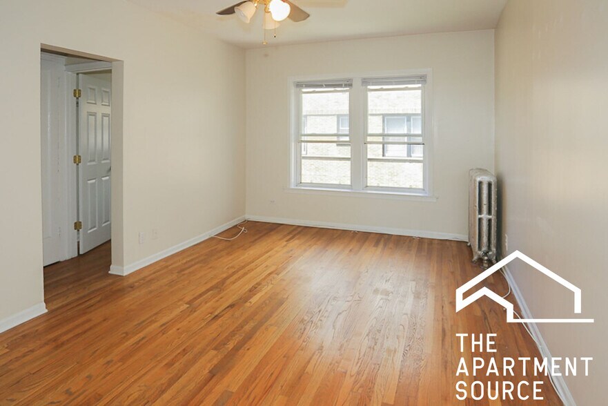 Building Photo - 3914 N Pine Grove Ave