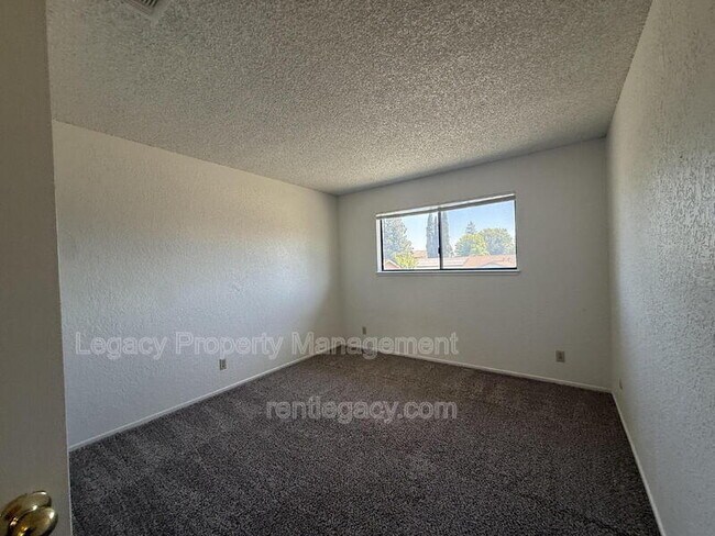 Building Photo - 8304 Holly Jill Way