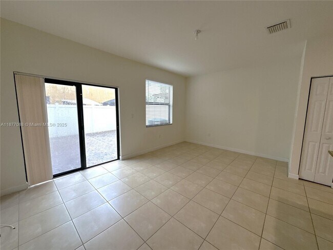 Building Photo - 9374 W 32nd Ln