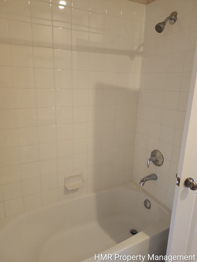 Building Photo - 2 Story Home 3 bedroom 2.5 bath in Glendora