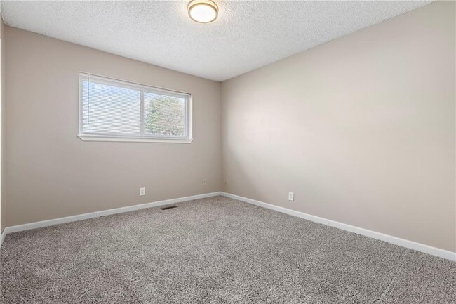 Building Photo - 1306 W Bonnie Ln