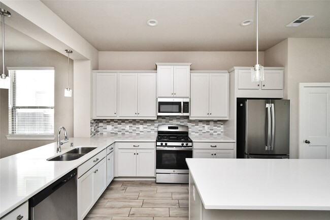 Building Photo - 939 Malibu Shr Ln