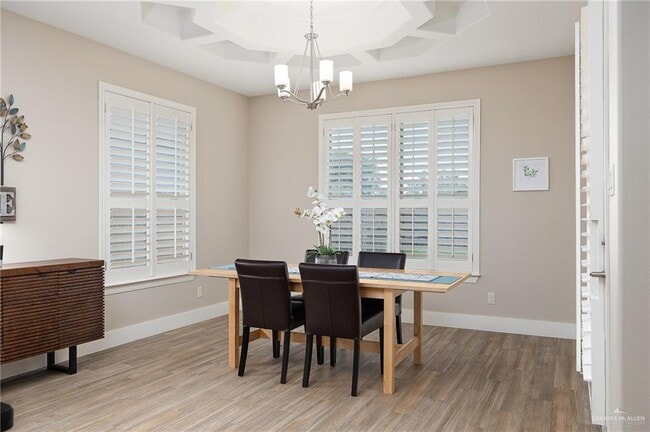 Building Photo - 16 Manchester Dr