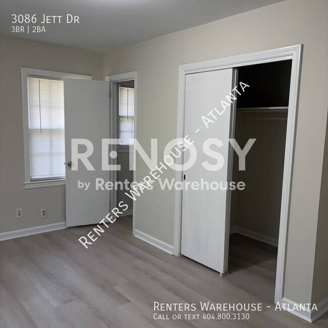 Building Photo - 3086 Jett Dr