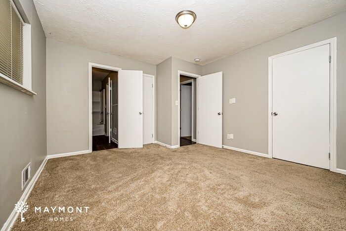 Building Photo - 218 Ridge Trail