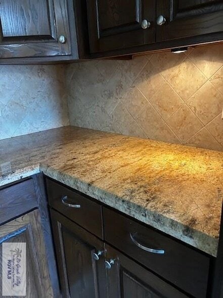 Building Photo - 6654 Pino Azul Dr