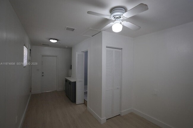 Building Photo - 4521 SW 5th Terrace