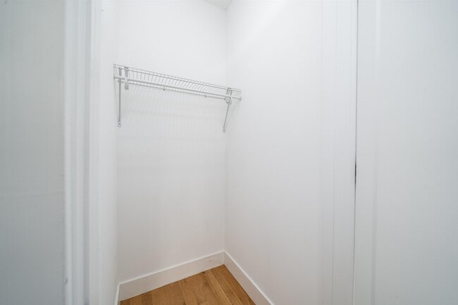 Building Photo - 414-16 1st St