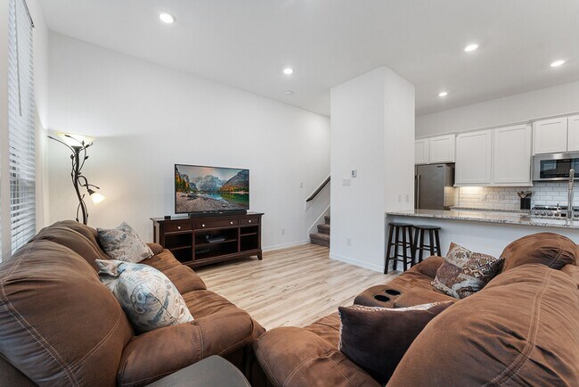 Building Photo - 516 Bristol Tide Ct