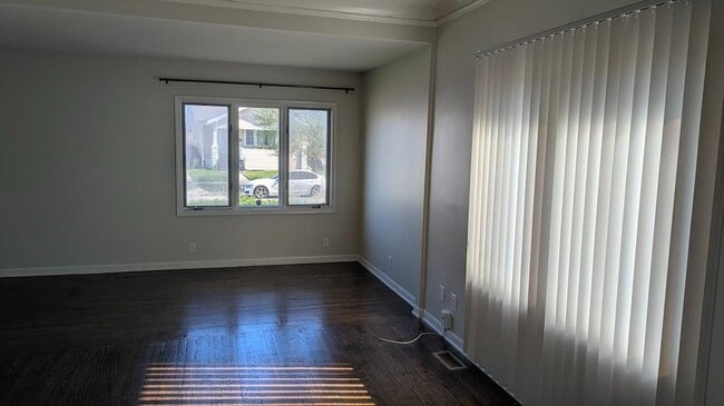 Building Photo - 2824 163rd Pl